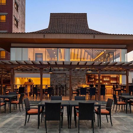 Hotel Ramada By Wyndham Kathmandu Dhumbarahi Exteriér fotografie