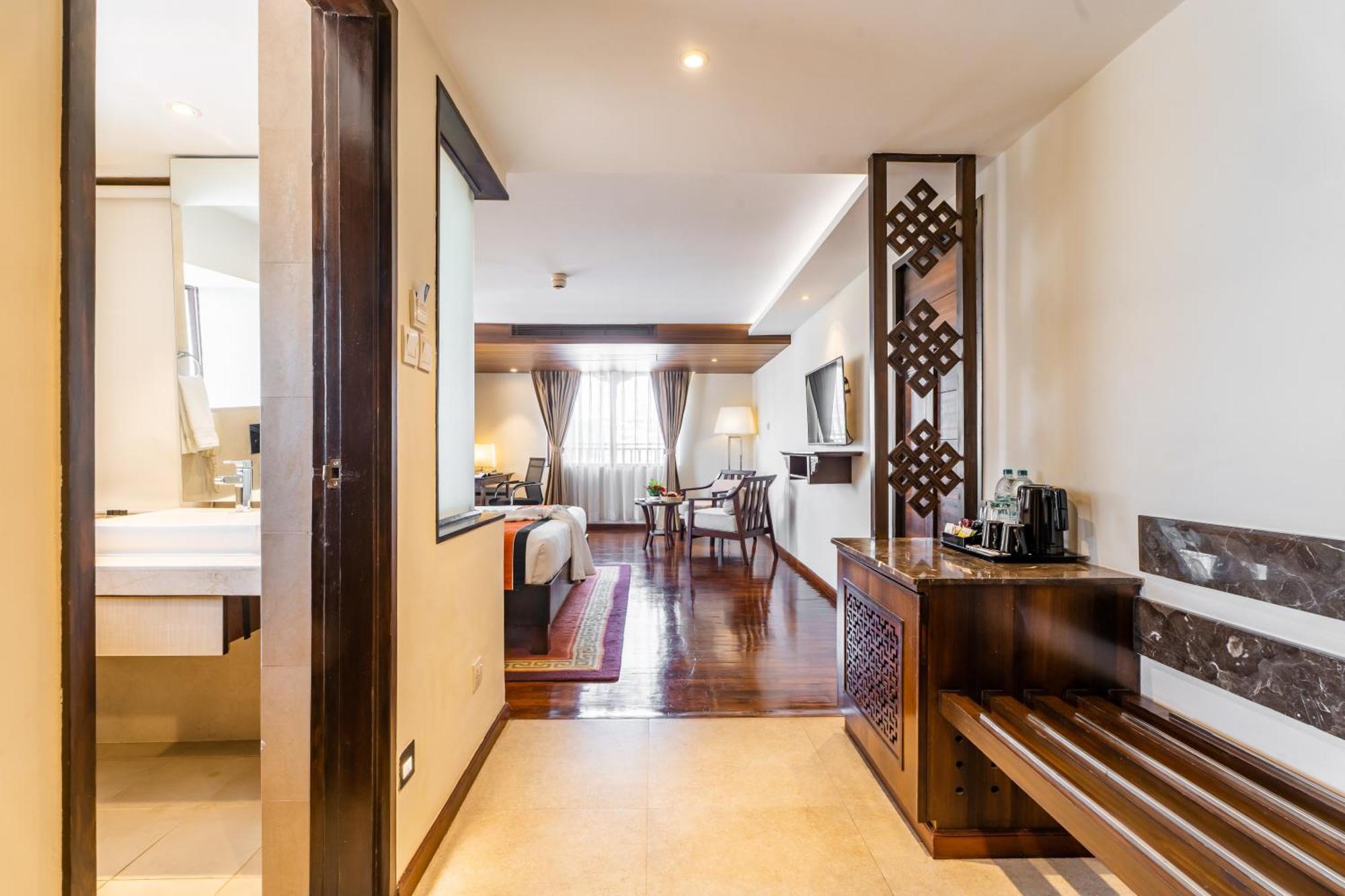 Hotel Ramada By Wyndham Kathmandu Dhumbarahi Exteriér fotografie